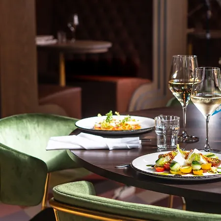 Hotel The Florian Amsterdam Schiphol Airport, Worldhotels Crafted Hoofddorp