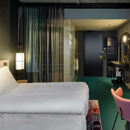 The Florian Amsterdam Schiphol Airport, Worldhotels Crafted 4* Хоофддорп