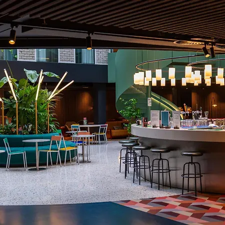 Отель The Florian Amsterdam Schiphol Airport, Worldhotels Crafted